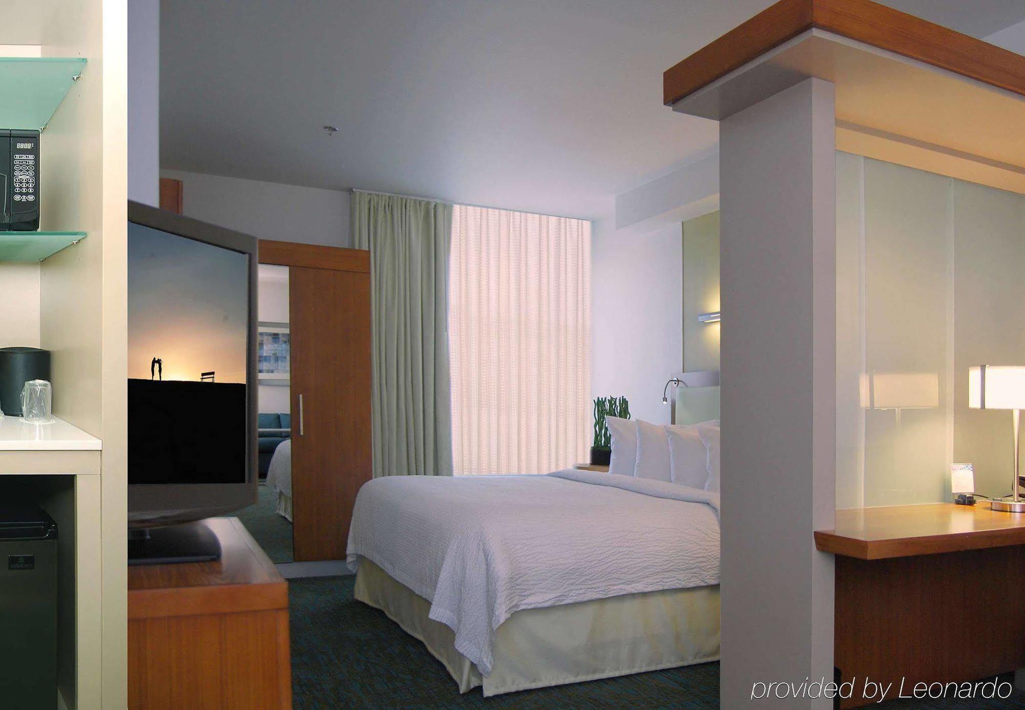 Springhill Suites By Marriott Las Vegas North Speedway Екстериор снимка